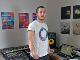 Future Music - In The Studio With Throwing Snow screenshot