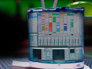 Groove3 - Producing House with Ableton Live - Bass and Synth TUTORIAL screenshot