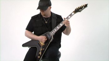 Guitar World - Metal and Thrash Rhythm Guitar with Dave Reffett (2015) screenshot