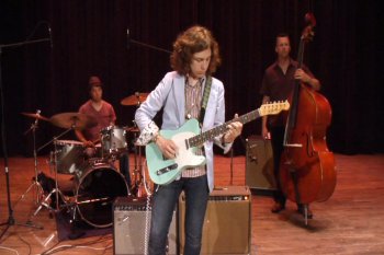 Hal Leonard Daniel Donato The New Master of the Telecaster (2014) DVDRip screenshot