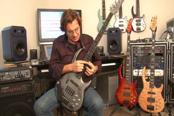 Bunny Brunel Fretless Bass DVDrip screenshot