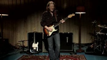 Hal Leonard - Matt Schofield's Blues Guitar Artistry (DVD Rip) screenshot