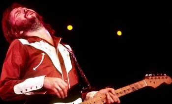Eric Clapton Life in 12 Bars 2017 DOCU BDRiP x264-HDMUSiC screenshot