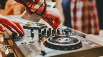 Udemy Learn 3 Fun Dj Mixes: Edm House Deep House TUTORiAL screenshot