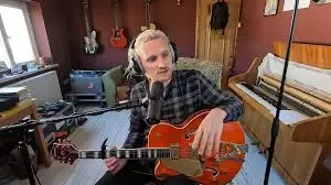REQ: Studio.com Writing & Producing Atmospheric Alt Indie Songs: The Complete Process screenshot REQ: Studio.com Writing & Producing Atmospheric Alt Indie Songs: The Complete Process screenshot
